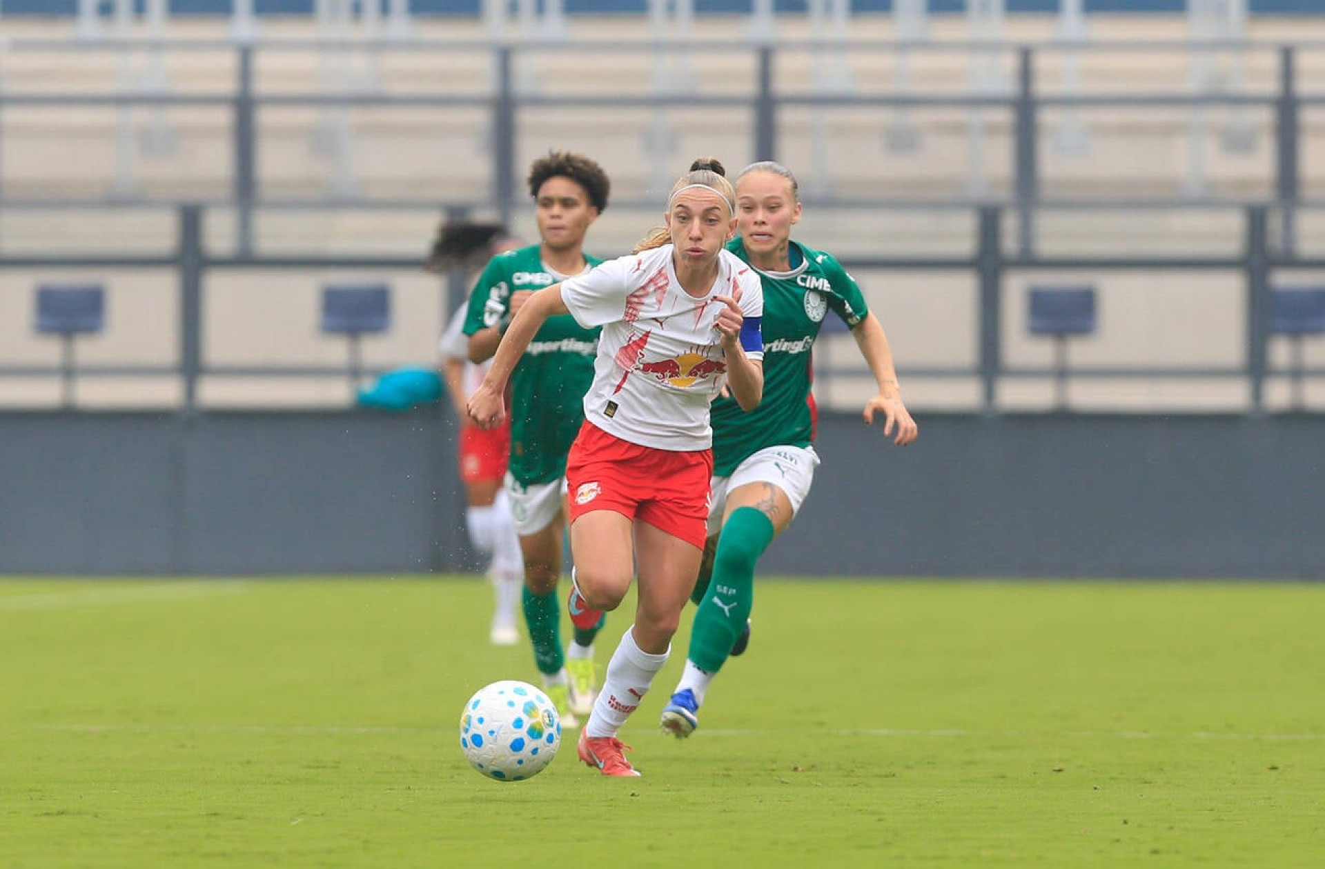 Palmeiras bate Bragantino e assume a lideran&ccedil;a provis&oacute;ria do Brasileir&atilde;o Feminino