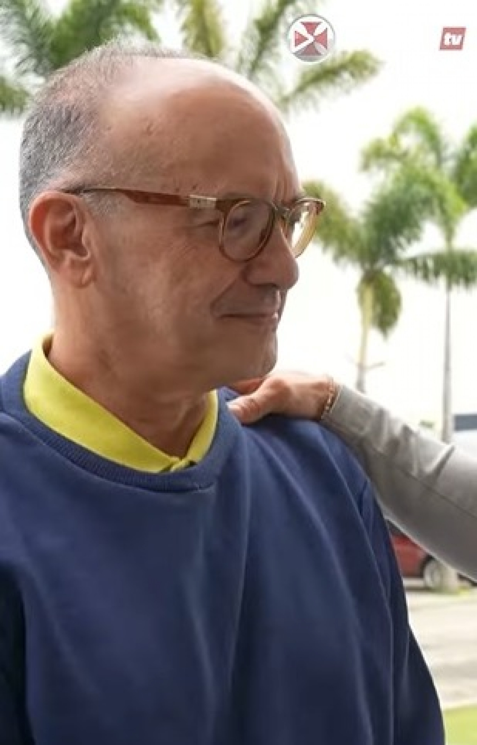 Vasco faz homenagem a Lédio Carmona e batiza nova sala de imprensa com nome do jornalista