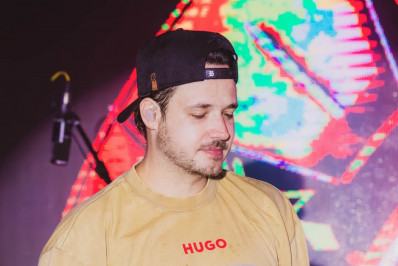 Israel, dupla de Rodolffo, sofre acidente de carro em Goiânia