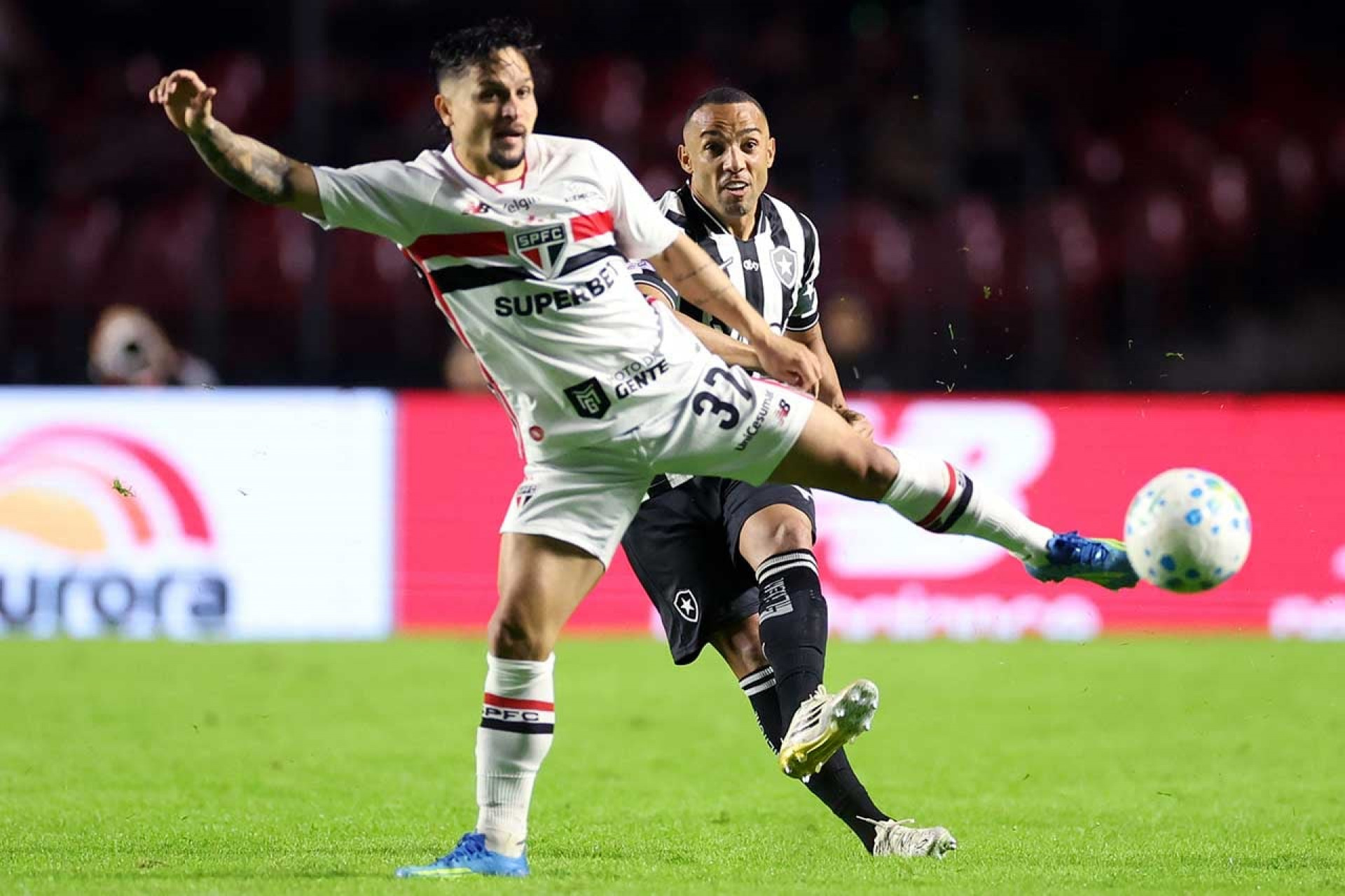 Gols no segundo tempo castigam o S&atilde;o Paulo durante s&eacute;rie sem triunfos