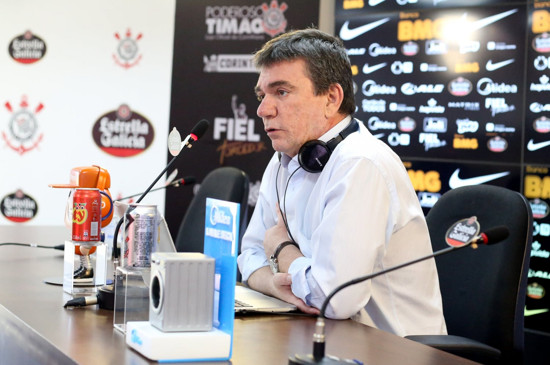 Andr&eacute;s Sanchez pode ser expulso do Corinthians em julgamento nesta segunda