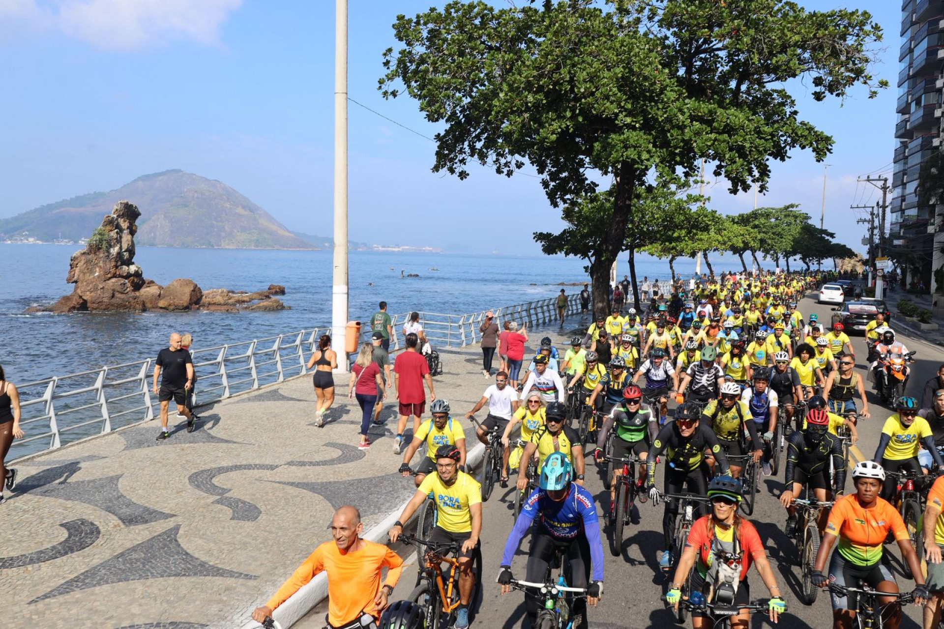 Bora de Bike é sucesso e lota ruas de Niterói em prol da mobilidade ativa