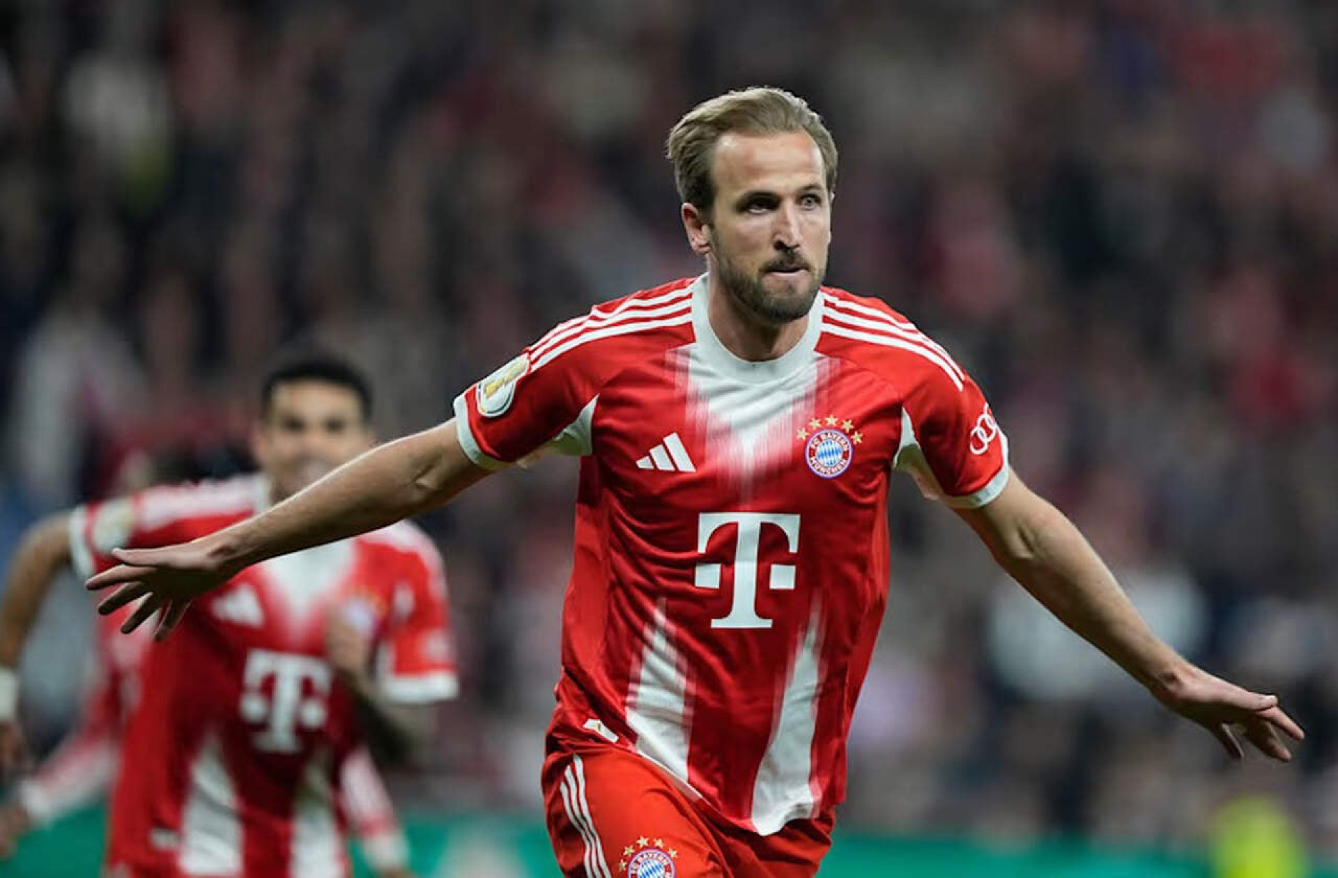 Harry Kane conquista Chuteira de Ouro da temporada 25/26