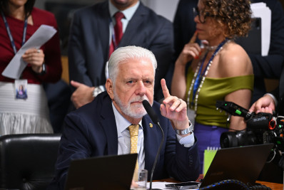 Planalto tentará manter, no Senado, texto do acordo feito na Câmara sobre 6x1, diz Jaques Wagner