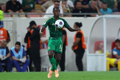 Jogador da Arábia Saudita é roubado durante casamento e atrasa chegada à seleção
