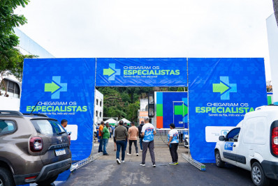 Bairro Dr. Laureano, em Caxias, recebe carreta 'Chegaram os Especialistas'