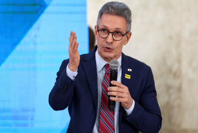 Zema não descarta aliança com Caiado para viabilizar outro nome da direita ainda no 1º turno