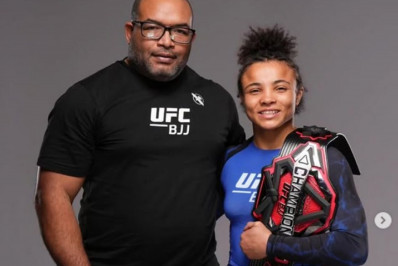 Bruno Bastos destaca triunfo de Cássia Moura no UFC BJJ e projeta busca por segundo cinturão