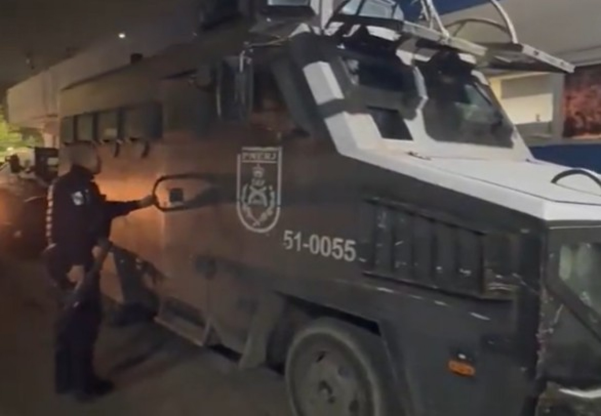 Equipes do 31º BPM (Recreio) e do Batalhão de Polícia de Choque atuam no Itanhangá - Reprodução / Redes Sociais