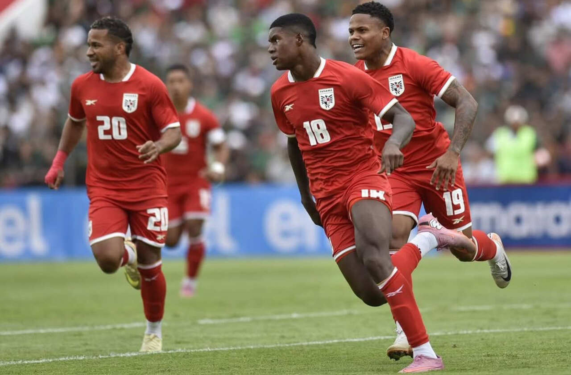 Sem jogador do Botafogo, Panam&aacute; divulga convoca&ccedil;&atilde;o para a Copa do Mundo