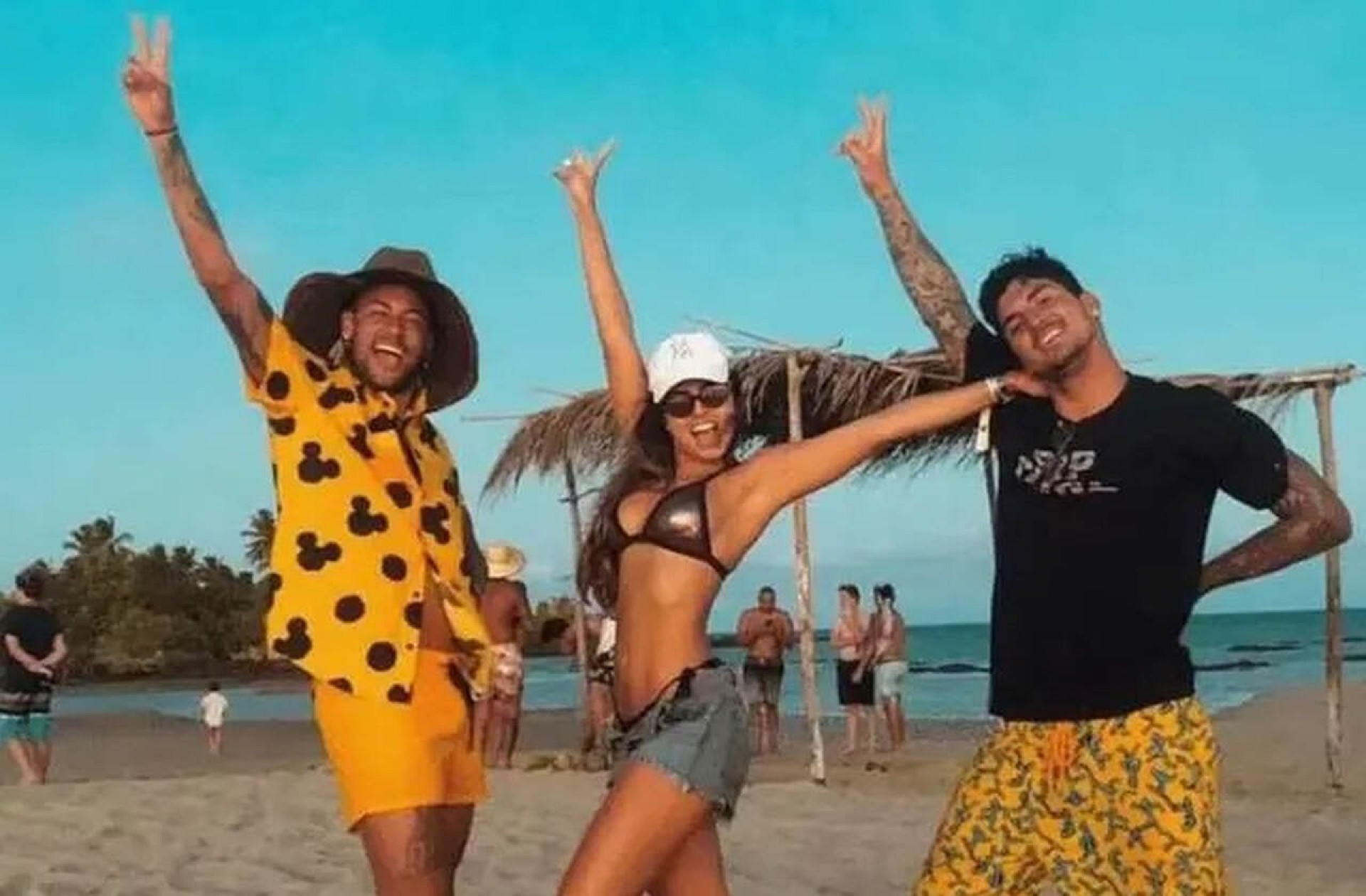 Fim dos par&ccedil;as? Neymar e Medina vivem suposto afastamento
