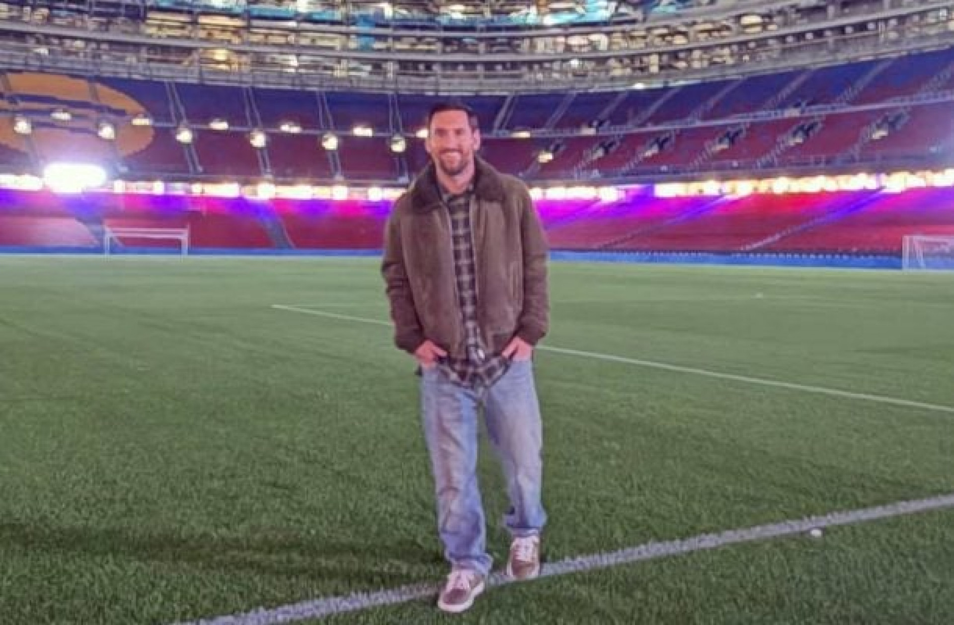 Messi alcan&ccedil;a feito hist&oacute;rico ao atingir patrim&ocirc;nio bilion&aacute;rio