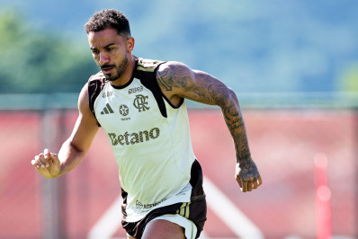 Flamengo deve tentar renovação com Danilo depois da Copa do Mundo