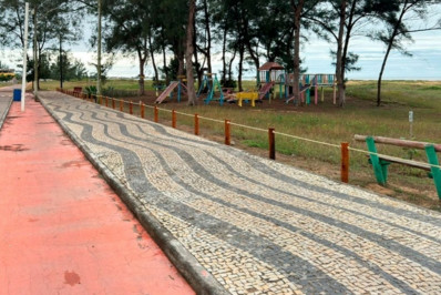 Piquetes na orla de São Francisco visam reforçar ações pelo meio ambiente