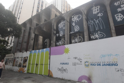 Prefeitura quer reconstruir o Teatro Villa-Lobos, em Copacabana