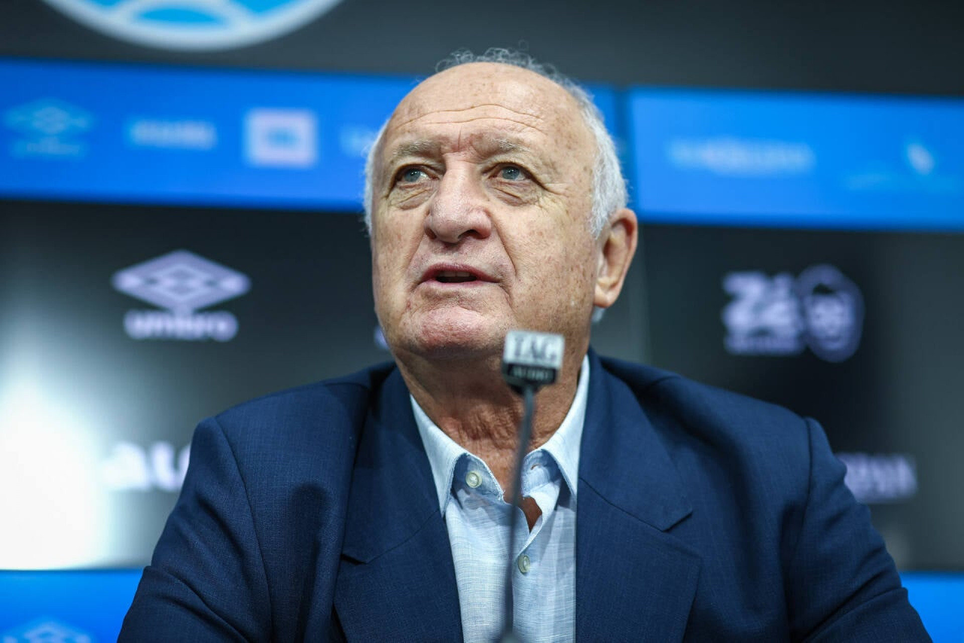 Felip&atilde;o far&aacute; palestra para Sele&ccedil;&atilde;o Brasileira na Granja Comary antes da Copa