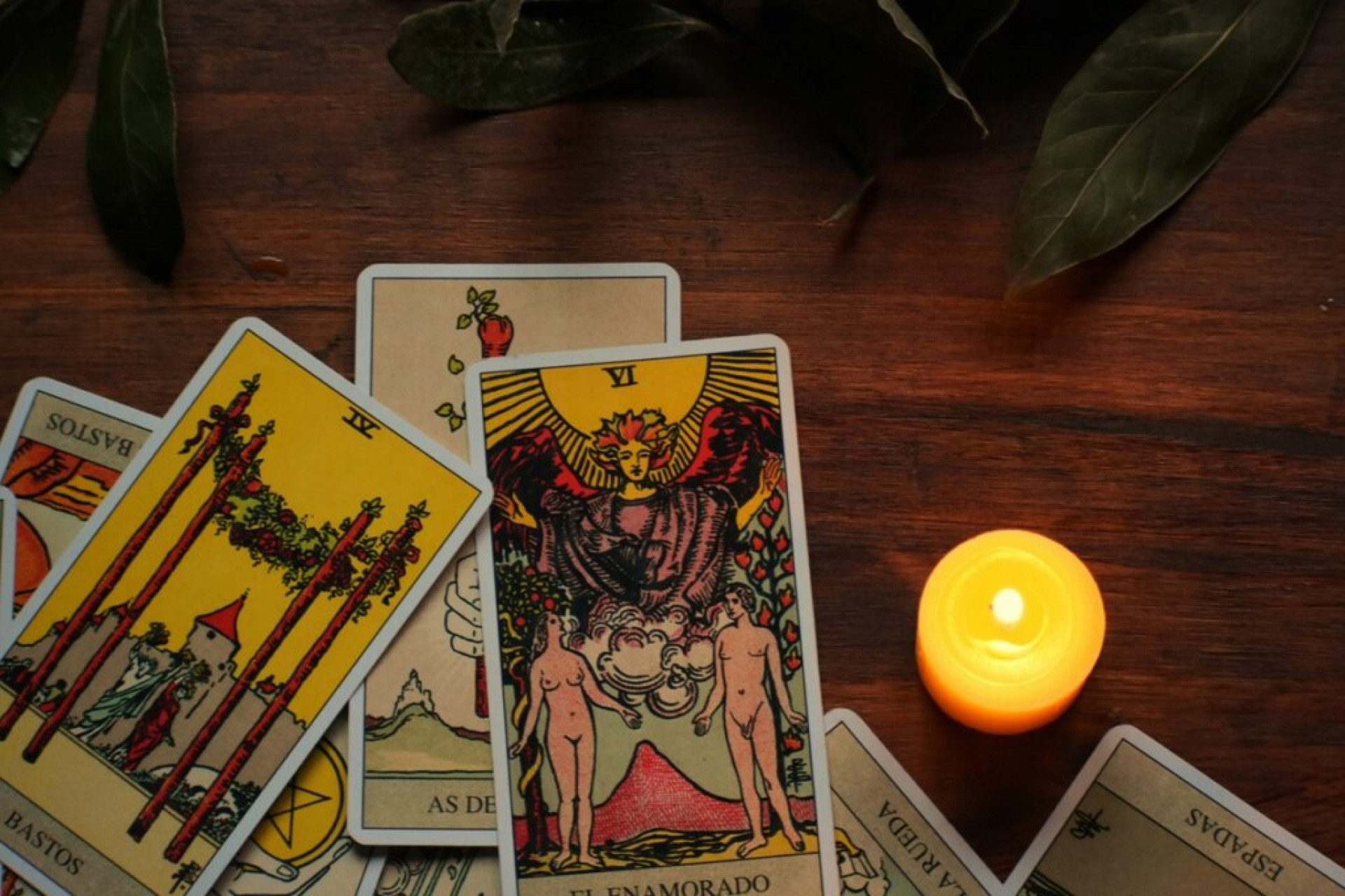 As 4 d&uacute;vidas sobre Tarot que milh&otilde;es de brasileiros pesquisam no Google