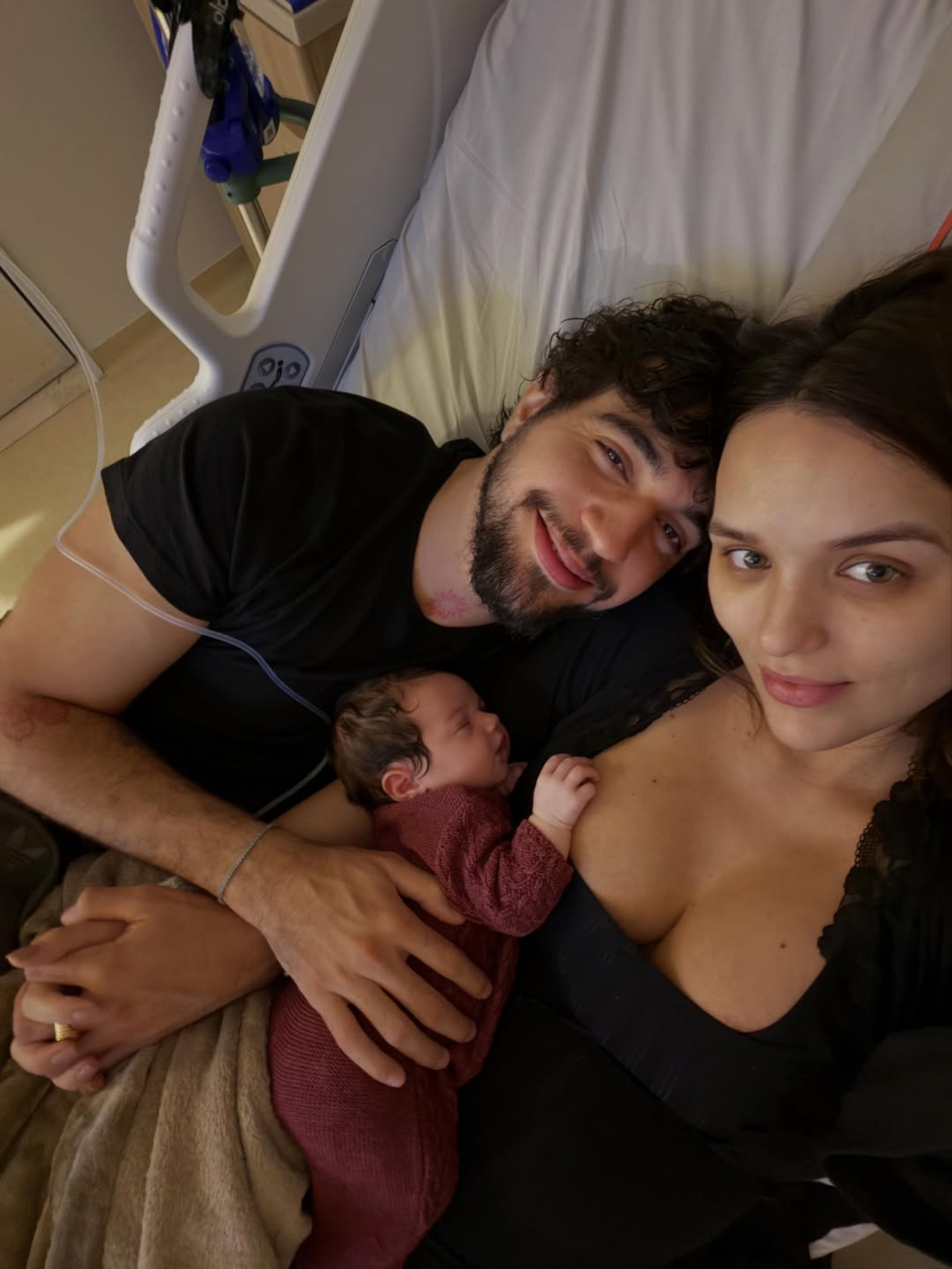 Nattan e Rafa Kalimann com a filha, Zuza - Reprodução/Instagram