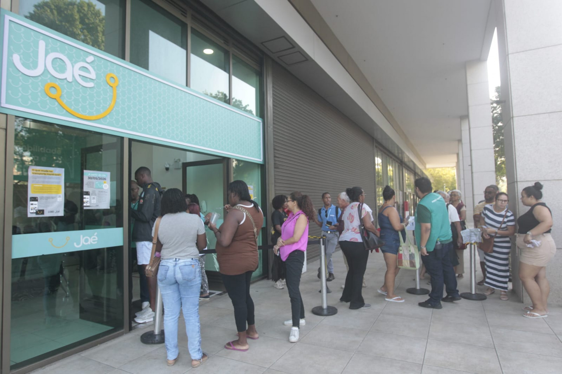 Loja do Ja&eacute; registrou grande movimento na Cidade Nova, nesta quarta (27) - Reginaldo Pimenta / Ag&ecirc;ncia O DIA