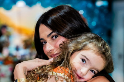 Filha de Thaila Ayala pede para remover cicatriz de cirurgia cardíaca