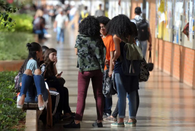 Ministério terá cursos de comércio exterior para mulheres e pessoas negras