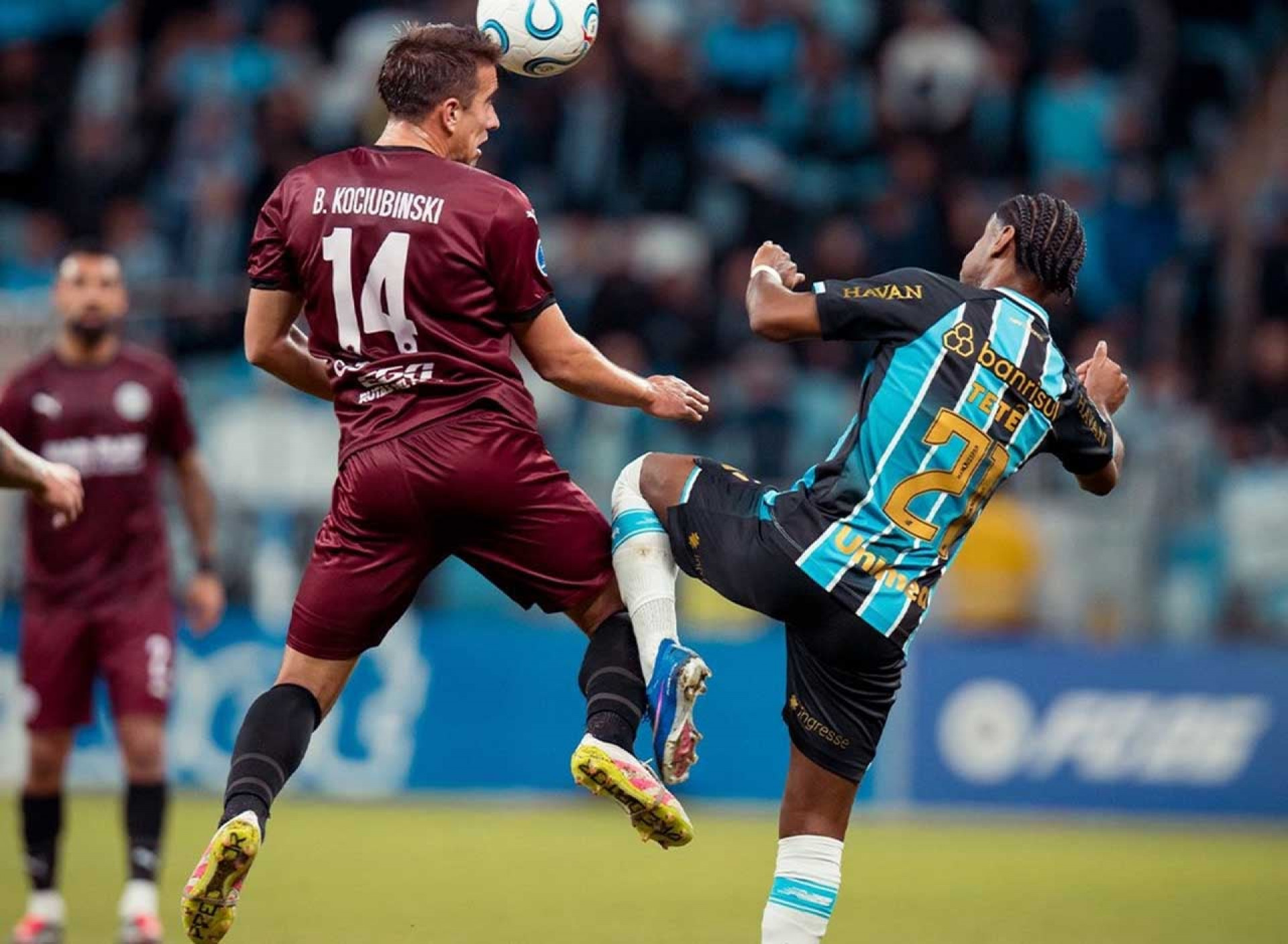 Gr&ecirc;mio ter&aacute; mudan&ccedil;as e aposta em jovens contra o Corinthians; veja prov&aacute;vel escala&ccedil;&atilde;o