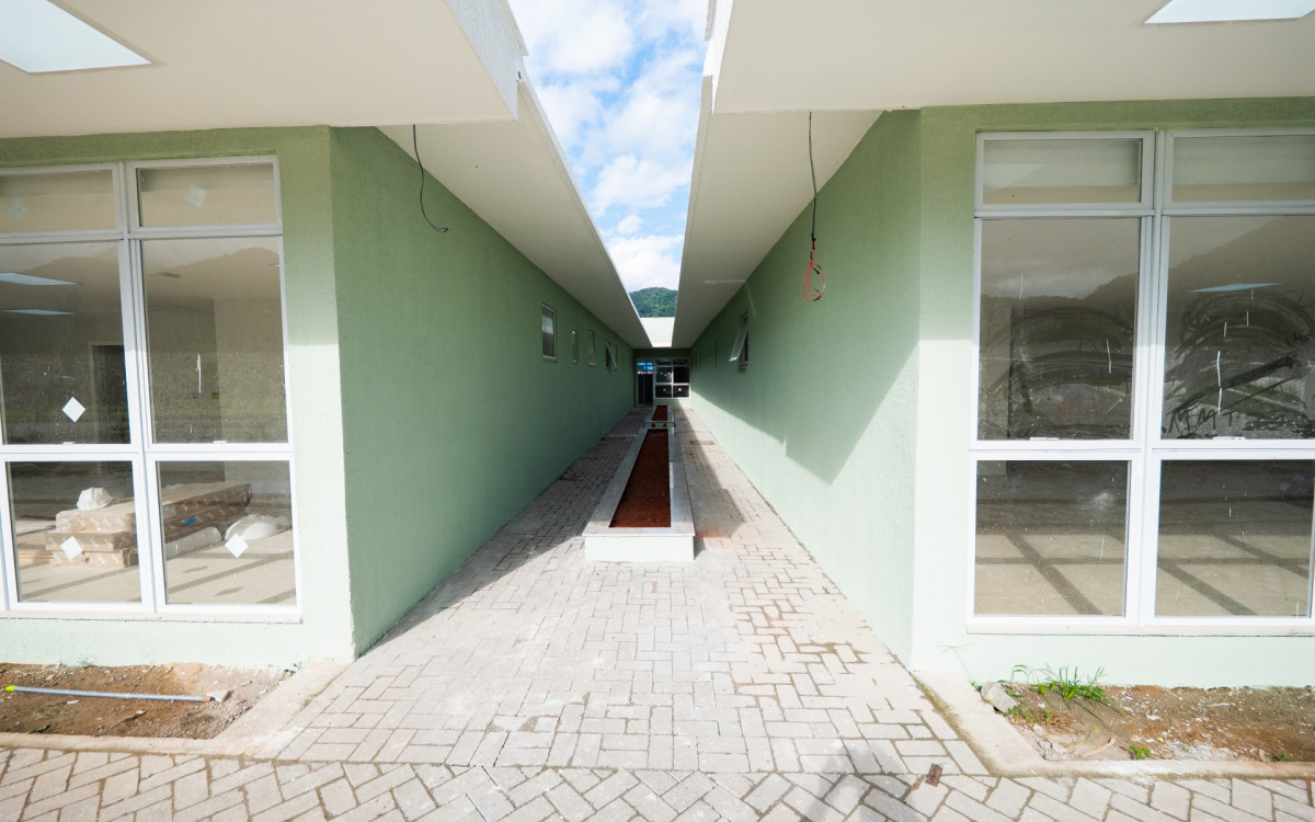 Prefeitura de Guapimirim atualiza andamento de obras da Cidade da Sa&uacute;de - Divulga&ccedil;&atilde;o