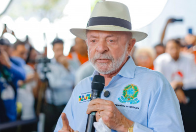 Lula fala pela 1ª vez sobre radioterapia e diz que população terá acesso a mesmos equipamentos