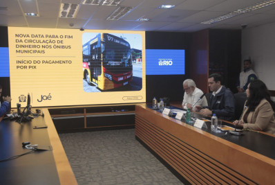 Fim do pagamento em dinheiro nos ônibus da cidade do Rio é adiado