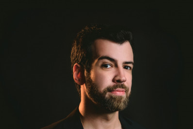 Lucas Toledo leva o espetáculo Não Pisque à Sala Nelson