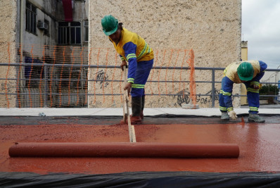 Parte de ciclovia do MUVI no trecho 5, no Alcântara, é concretada