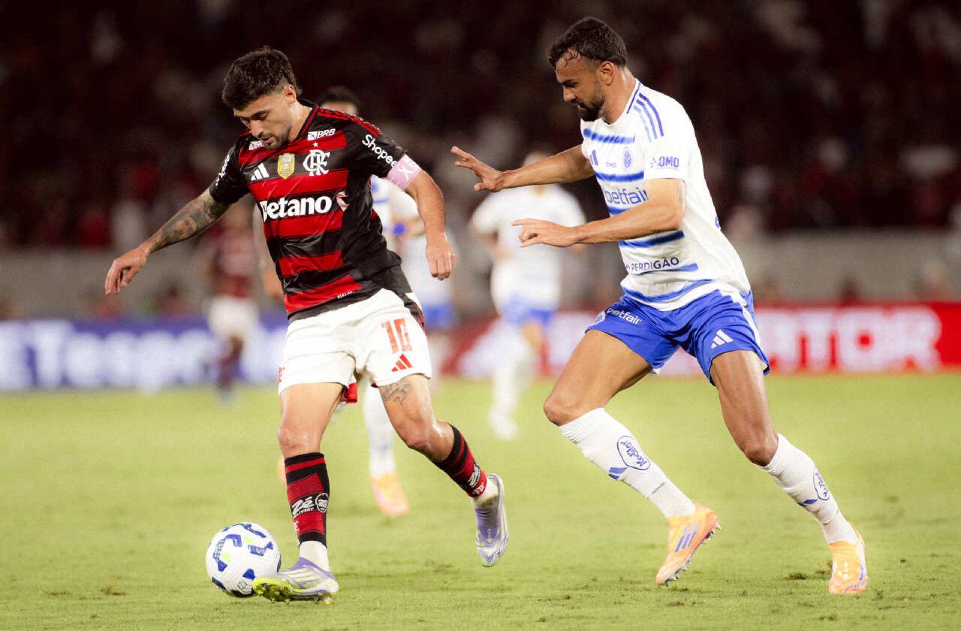 Flamengo x Cruzeiro pela Libertadores ter&aacute; reencontros