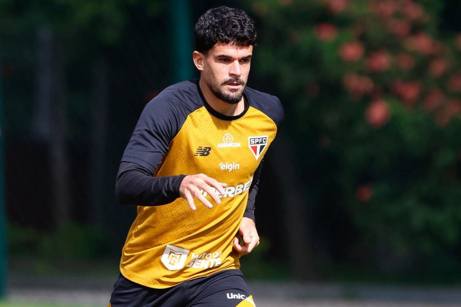 S&atilde;o Paulo ganha refor&ccedil;os em treino em campo reduzido de olho no Remo
