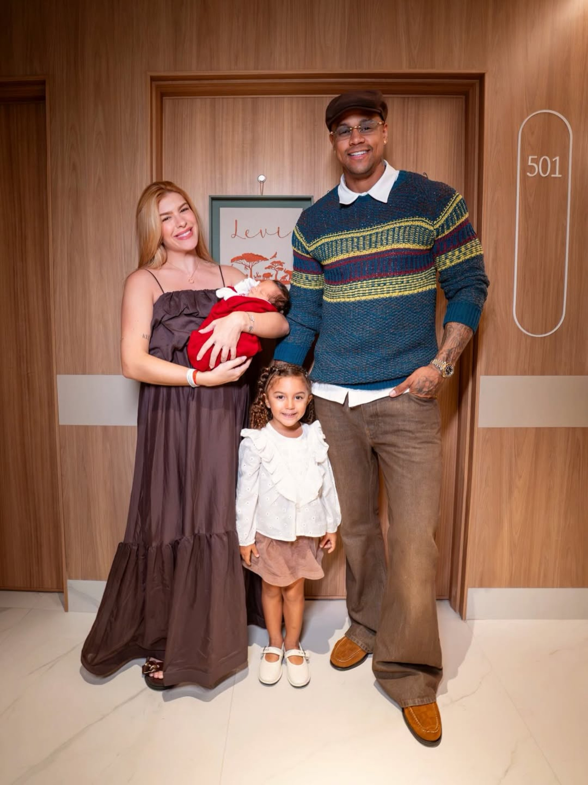 Lore Improta e Léo Santana com os filhos, Liz e Levi - Reprodução/Instagram