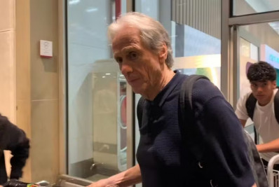 Jorge Jesus desembarca no Rio para acompanhar Flamengo x Coritiba no Maracanã