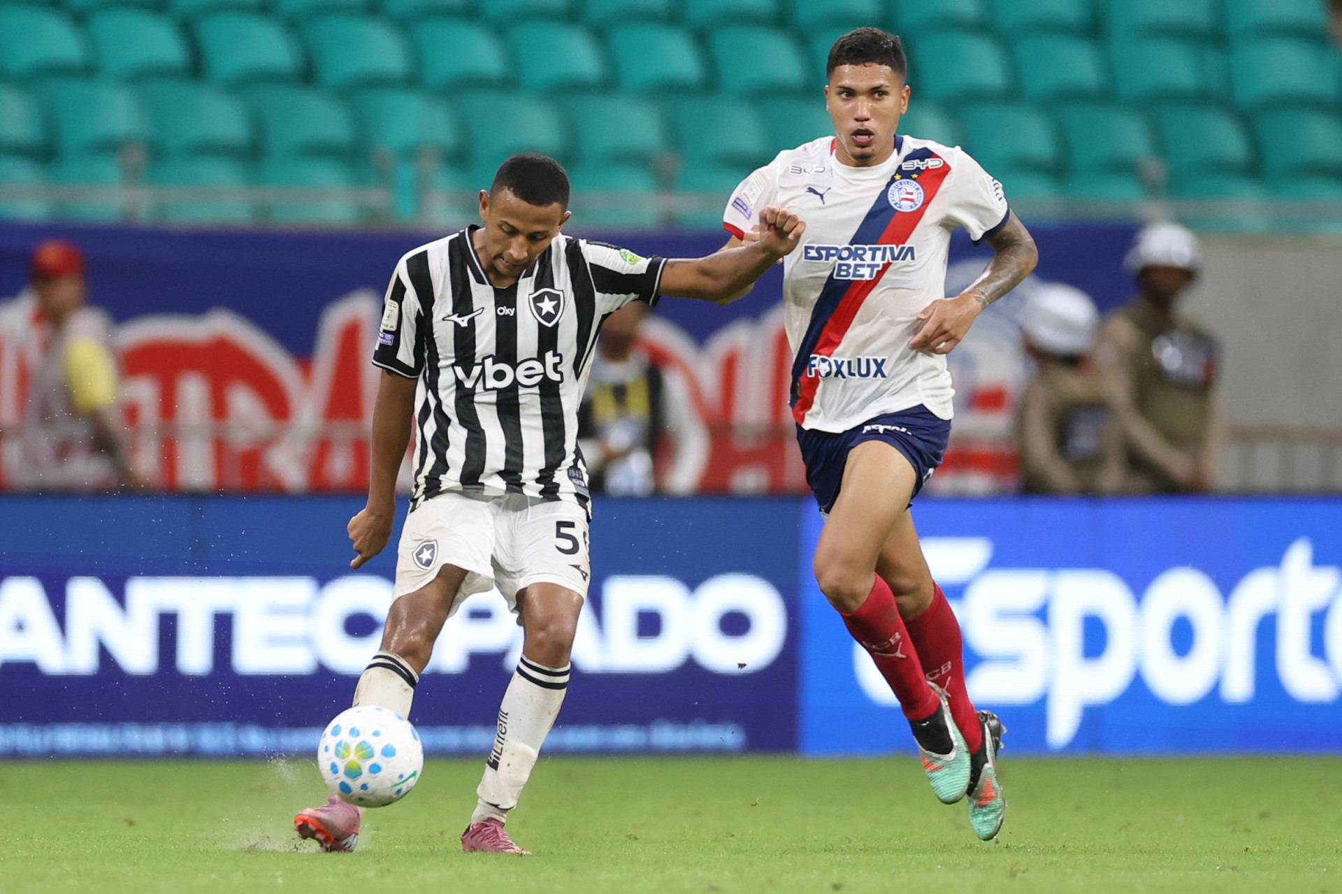Glorioso saiu na frente, mas viu a vitória escapar nos minutos finais - Vitor Silva / Botafogo