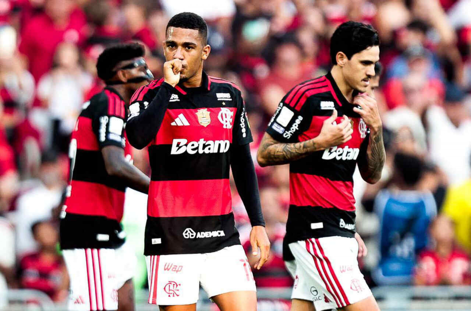 Ap&oacute;s per&iacute;odo de f&eacute;rias, Flamengo far&aacute; intertemporada em Portugal