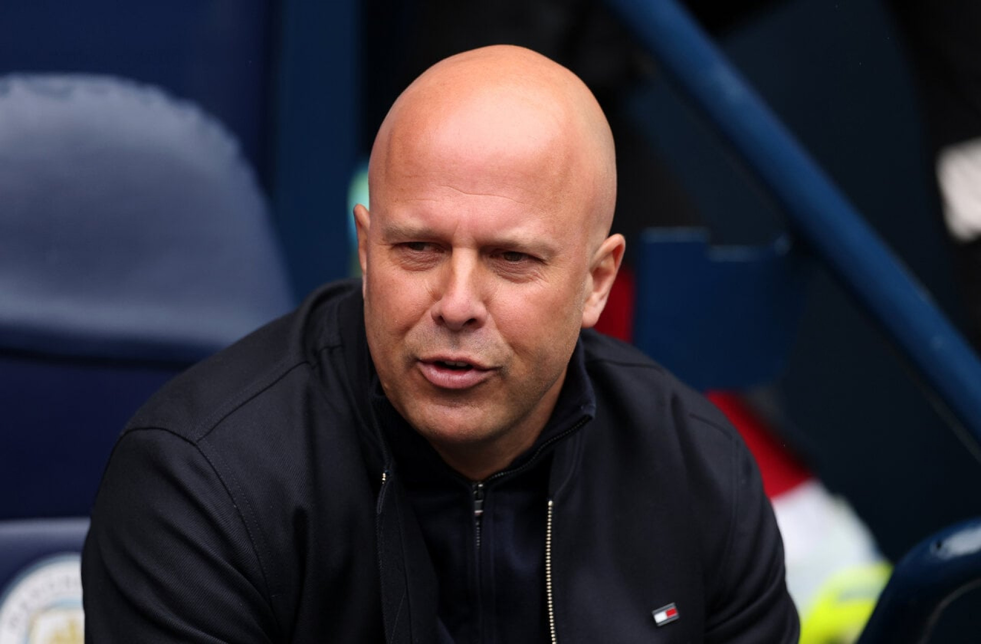 Liverpool demite Arne Slot ap&oacute;s temporada abaixo das expectativas