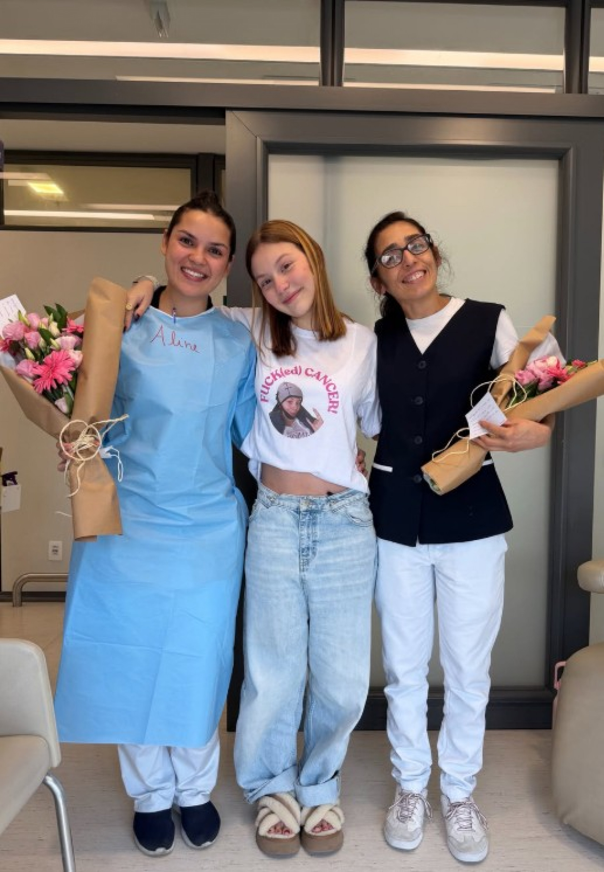Um mês após fim da quimioterapia, Bruna Furlan compartilha registros de festa em comemoração à remissão do câncer - Reprodução / Instagram