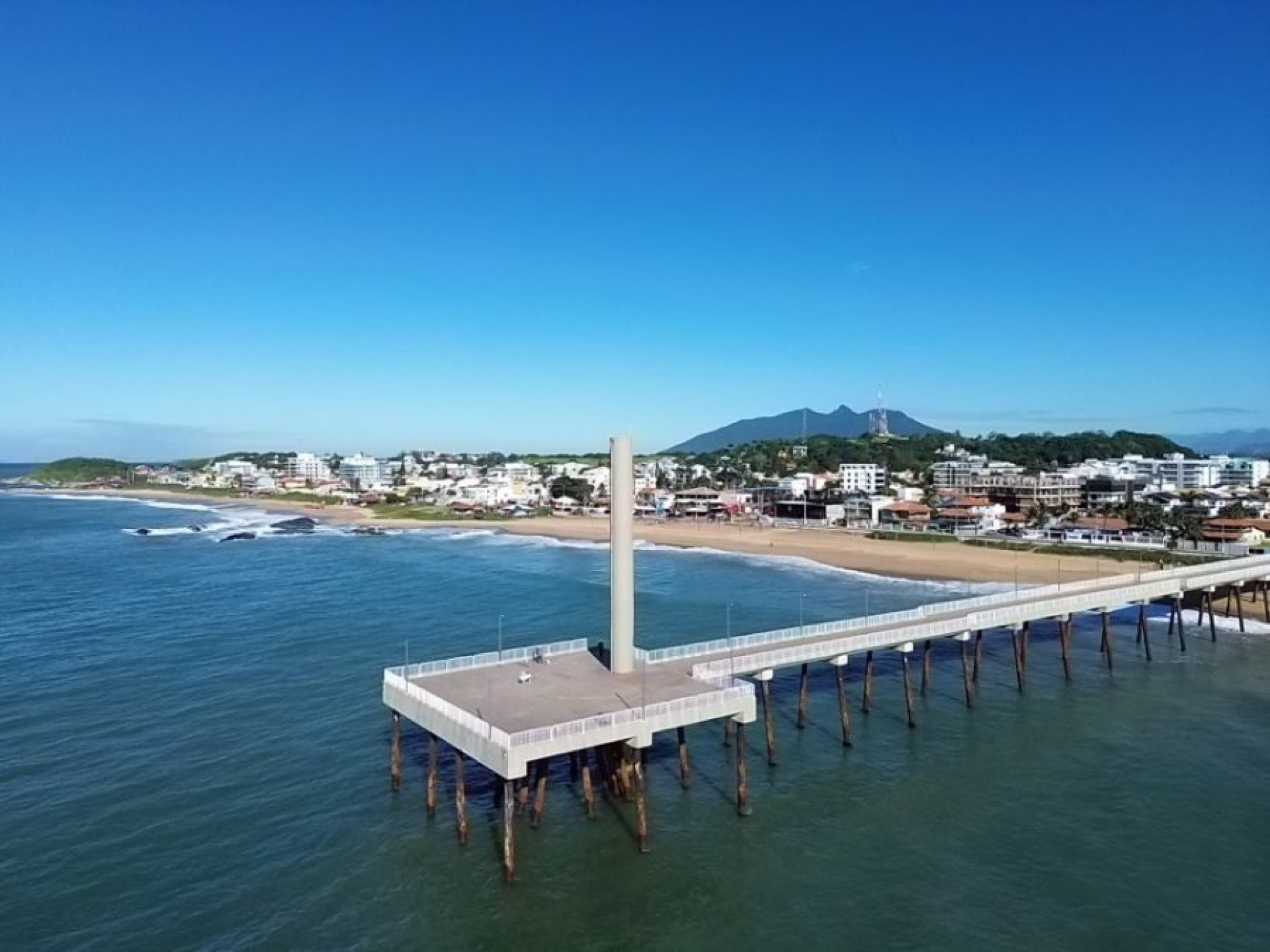 Píer renovado e de cara nova: Rio das Ostras prepara reabertura de um dos seus cenários mais emblemáticos