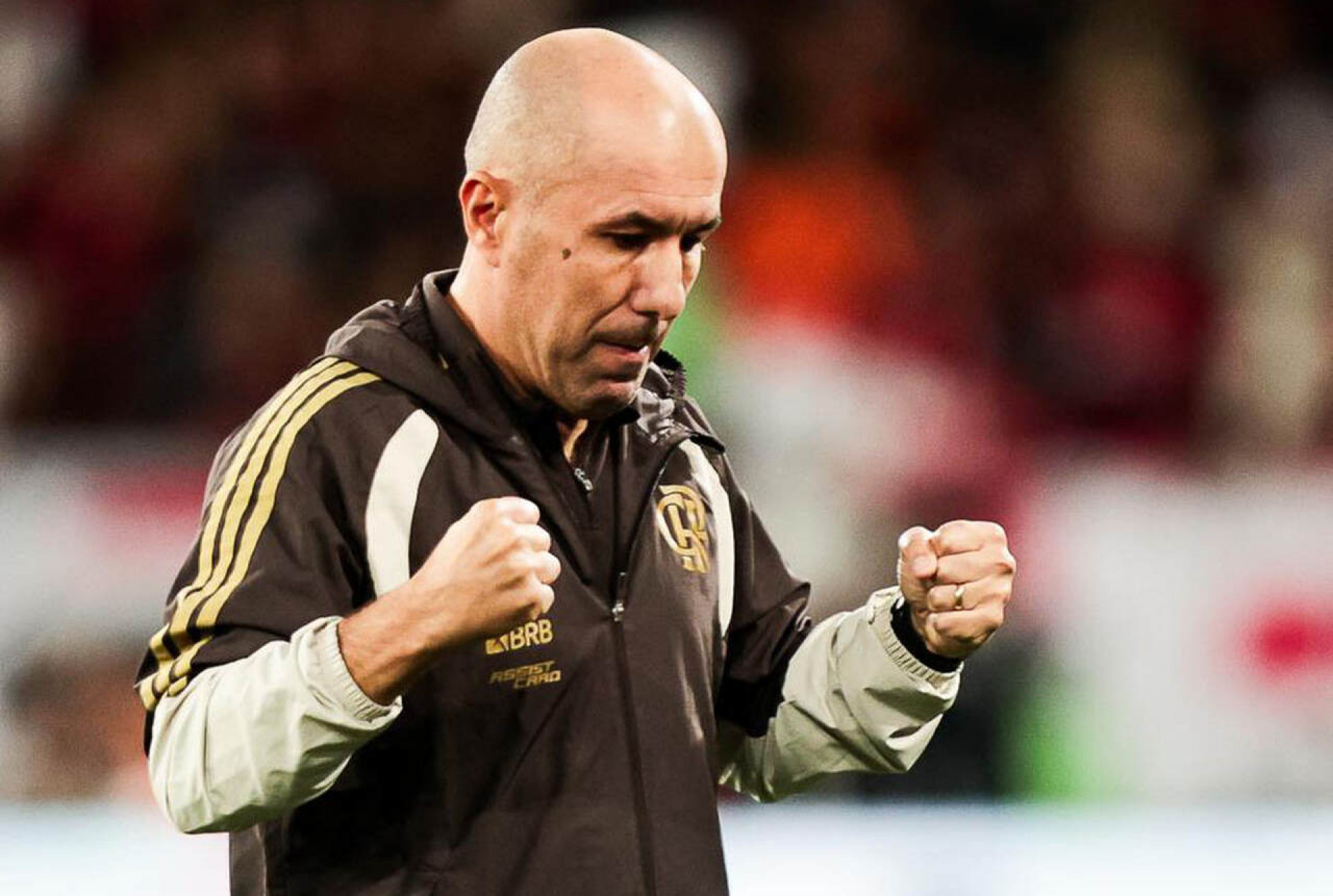 Jardim projeta busca do Flamengo por refor&ccedil;os durante a Copa: “N&atilde;o vamos trocar por trocar”