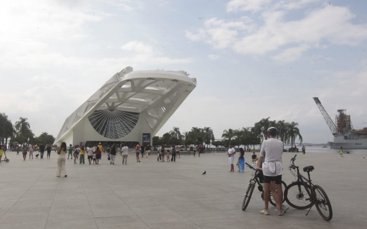 Movimentação nas proximidades do Museu do Amanhã, na Praça Mauá, Centro do Rio de Janeiro - Reginaldo Pimenta/O DIA