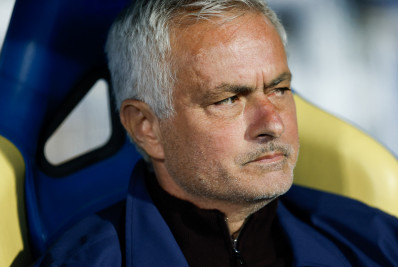 Real Madrid pode ter que pagar 'bolada' para contratar Mourinho, diz jornal
