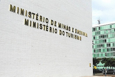 MME: portaria prevê em novembro três leilões para compra de energia de usinas já construídas