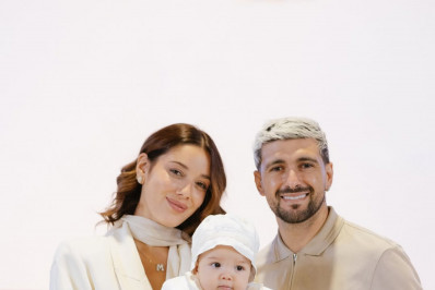 Arrascaeta celebra batizado do filho Milano