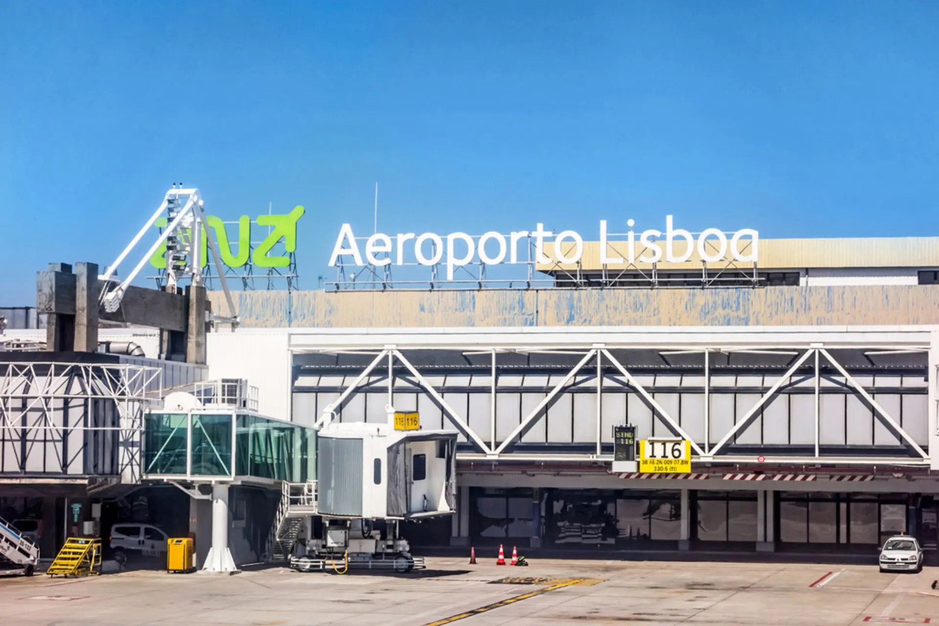 Voos entre Brasil e Portugal são cancelados devido à greve geral no país europeu