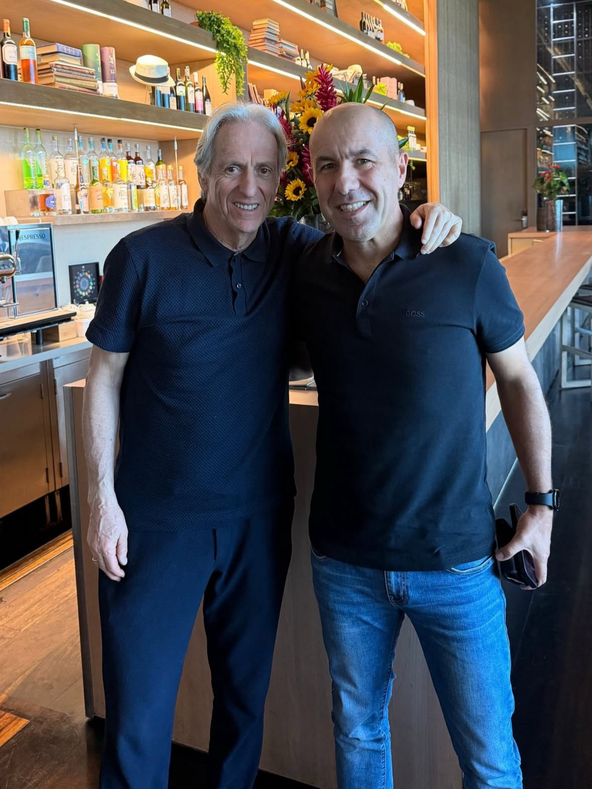 Jorge Jesus (esquerda) ao lado de Leonardo Jardim (direita)
