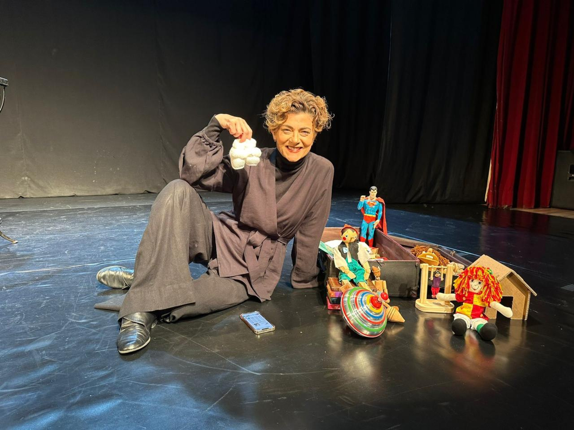 Espet&aacute;culo estar&aacute; em cartaz no Teatro dos 4, no Shopping da G&aacute;vea, a partir do dia 4 de junho - Divulga&ccedil;&atilde;o