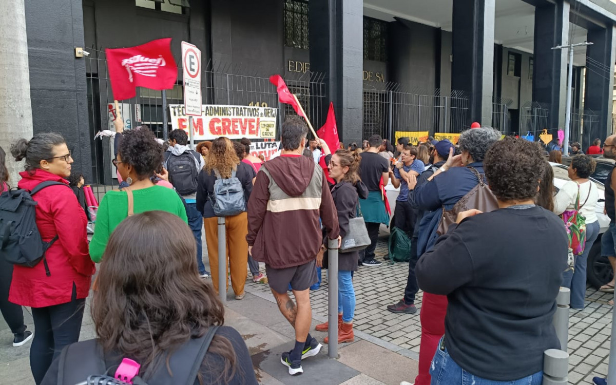 Alerj aprova indicação para servidores da Uerj e grevistas cobram resposta do governo