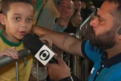 Vídeo: Torcedor mirim surpreende repórter ao opinar sobre Neymar Jr. 